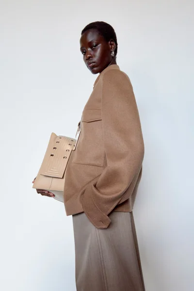 Look 15